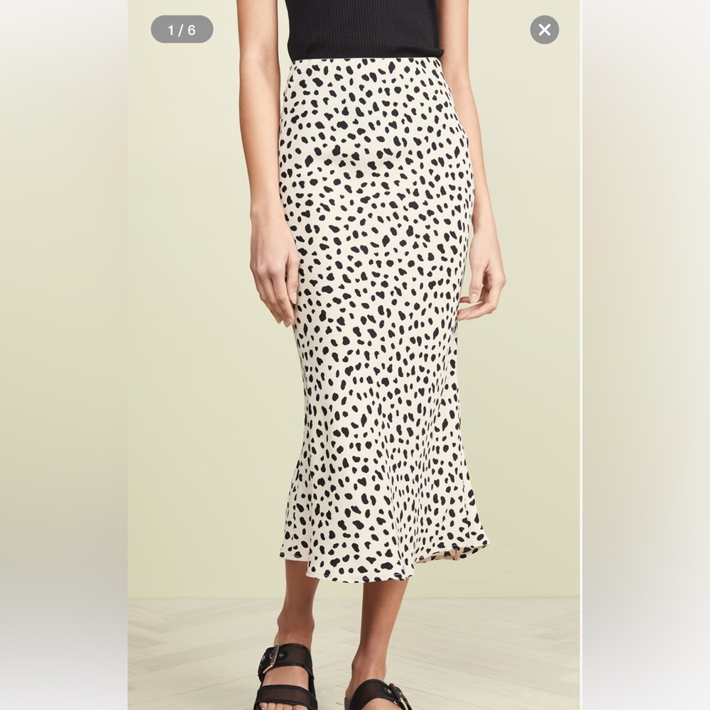 Moon River XSmall Cream Black Leopard Print Midi Skirt Viscose Pull On Animal